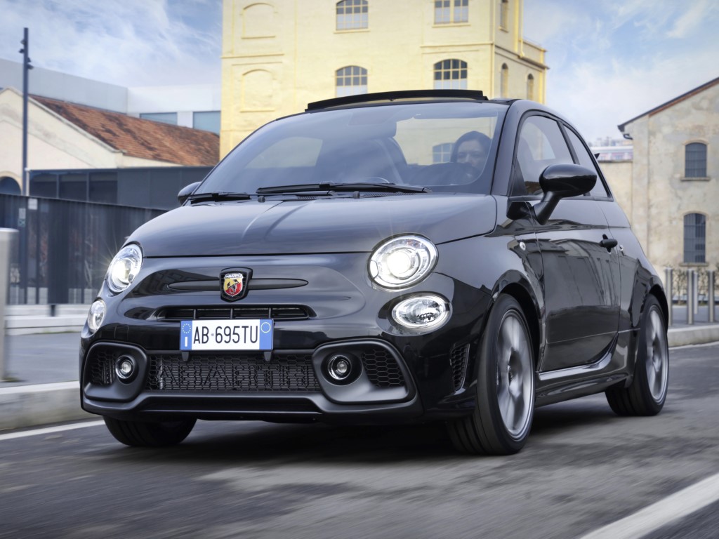 Abarth 695C Convertible 695C Turismo (Automatic)